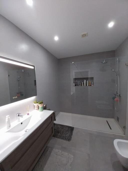 Vila Valadares House Corroios Exteriér fotografie